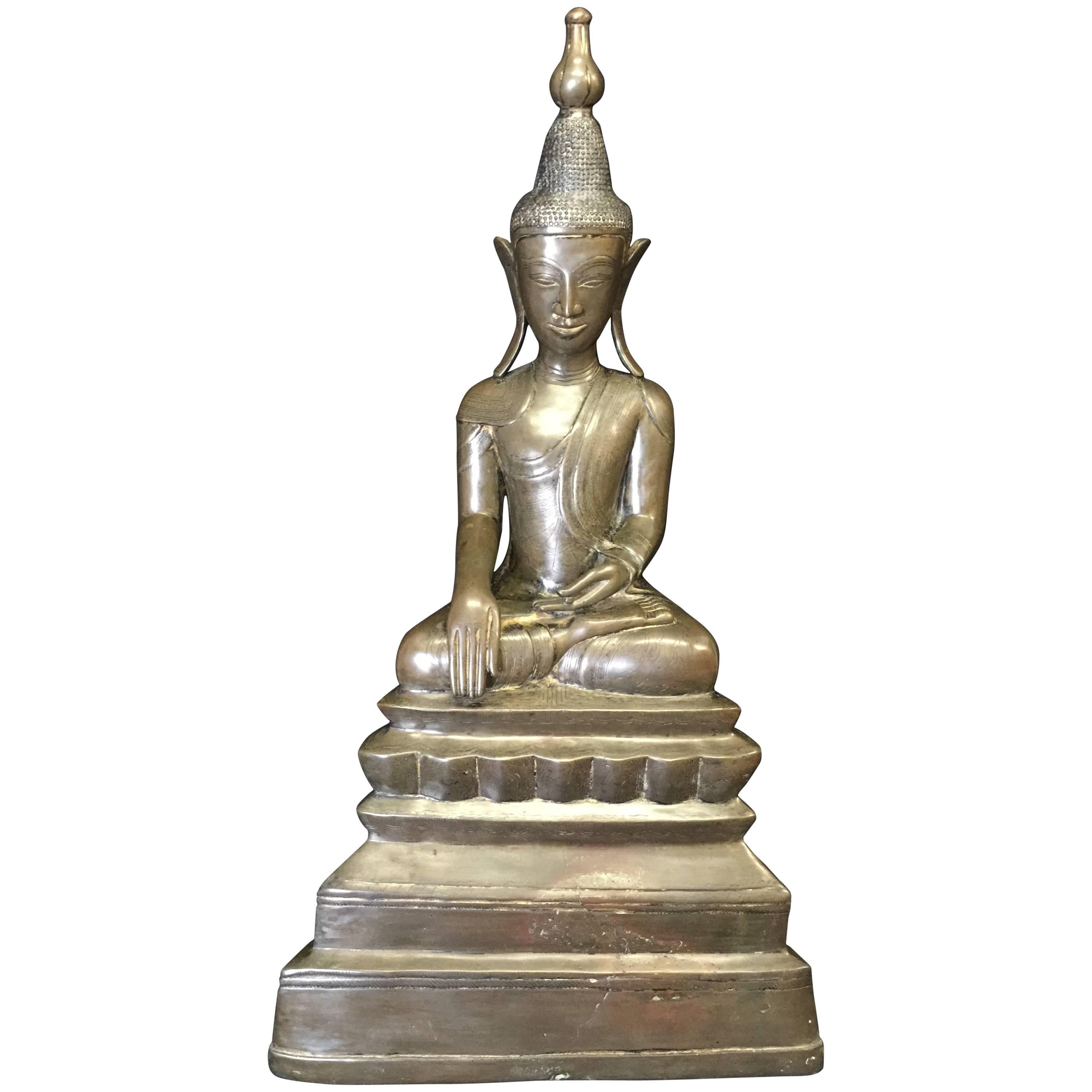 Large Bronze Buddha, 17th-18th Century