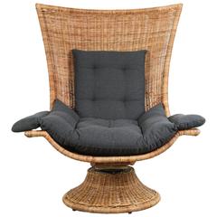 Healdsburg Swivel Chair