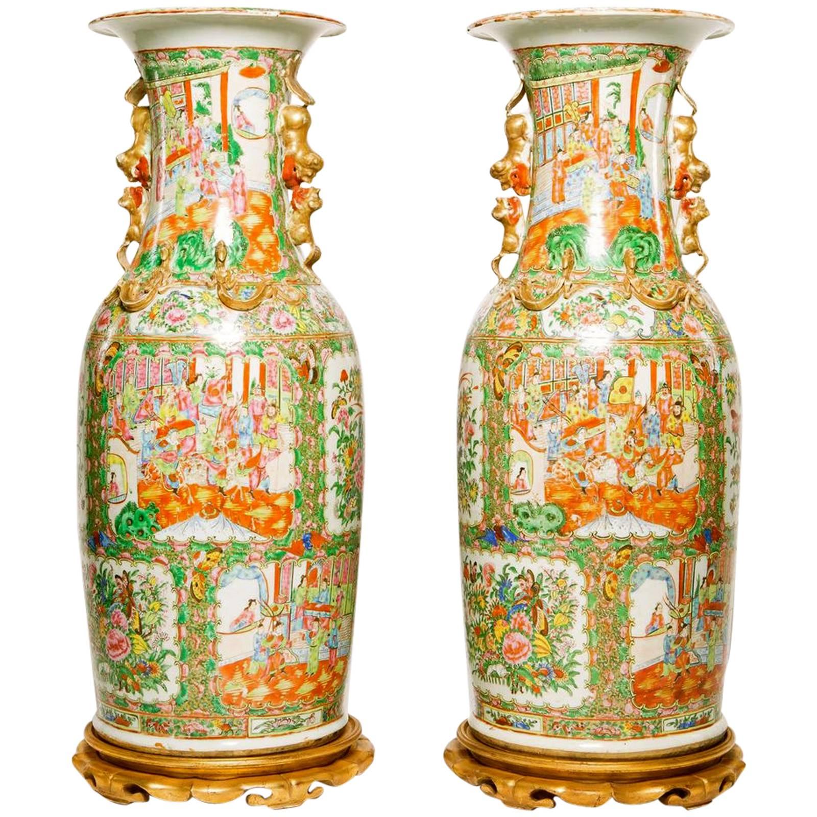 Pair of Chinese Rose Medallion Palace Vases For Sale
