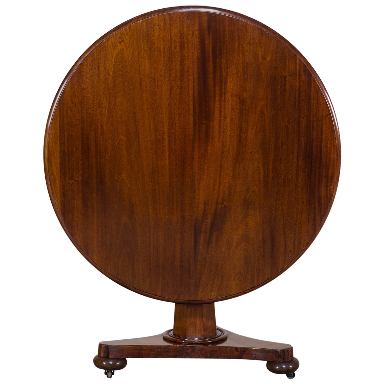 Antique English Mahogany Tilt-Top Pedestal Table, circa 1835