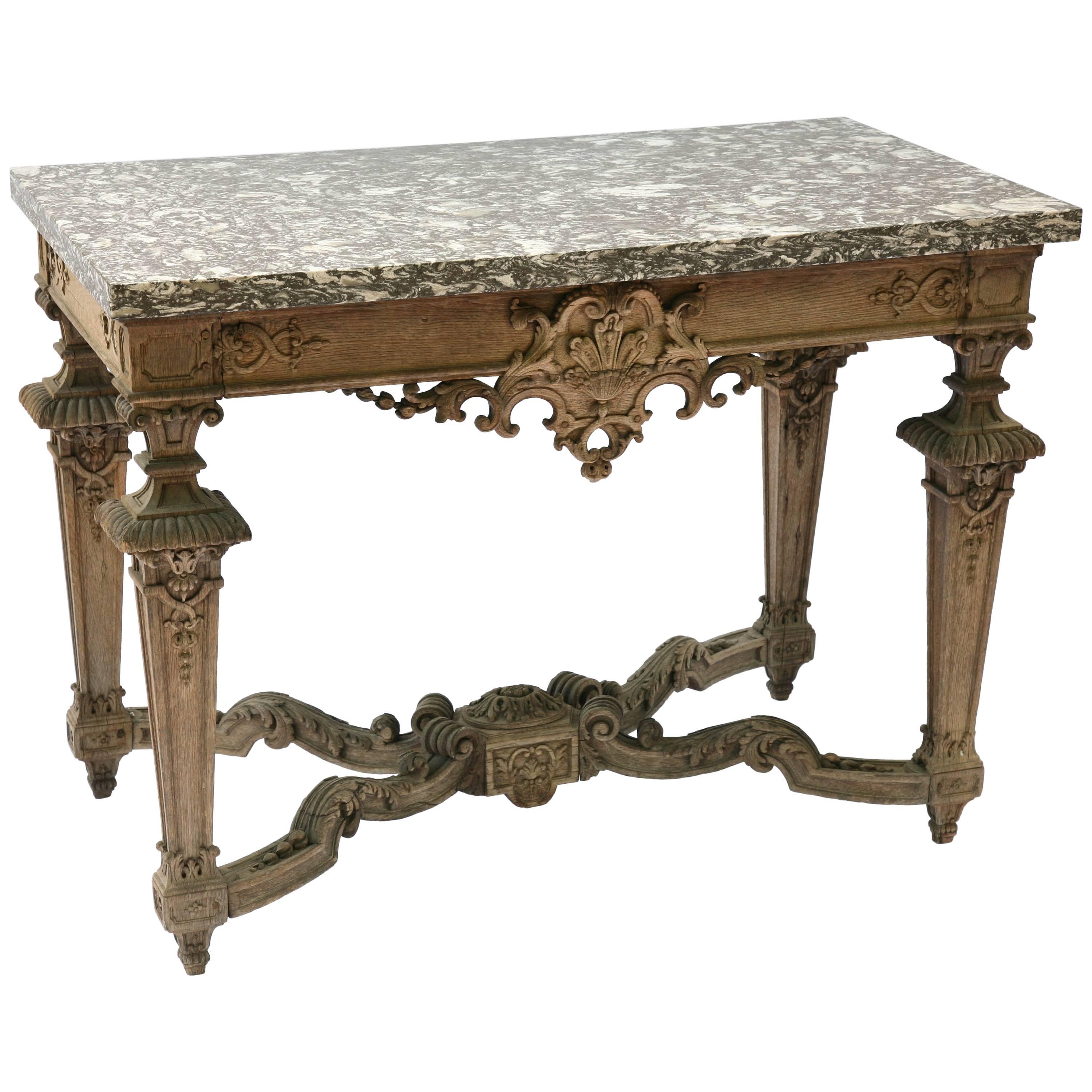 Table console en chêne blanchi du 19ème siècle finement sculptée avec plateau en marbre