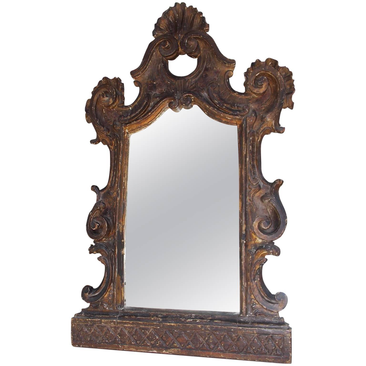 Italian Gilt Shell Cartouche Acanthus Mirror. Circa 1730 For Sale