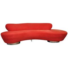 Vladimir Kagan Serpentine Sofa on Chrome Bases 10