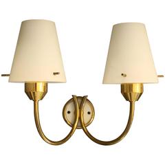 Pair of brass and glass wall lamps by Arredoluce from 1950s Italy