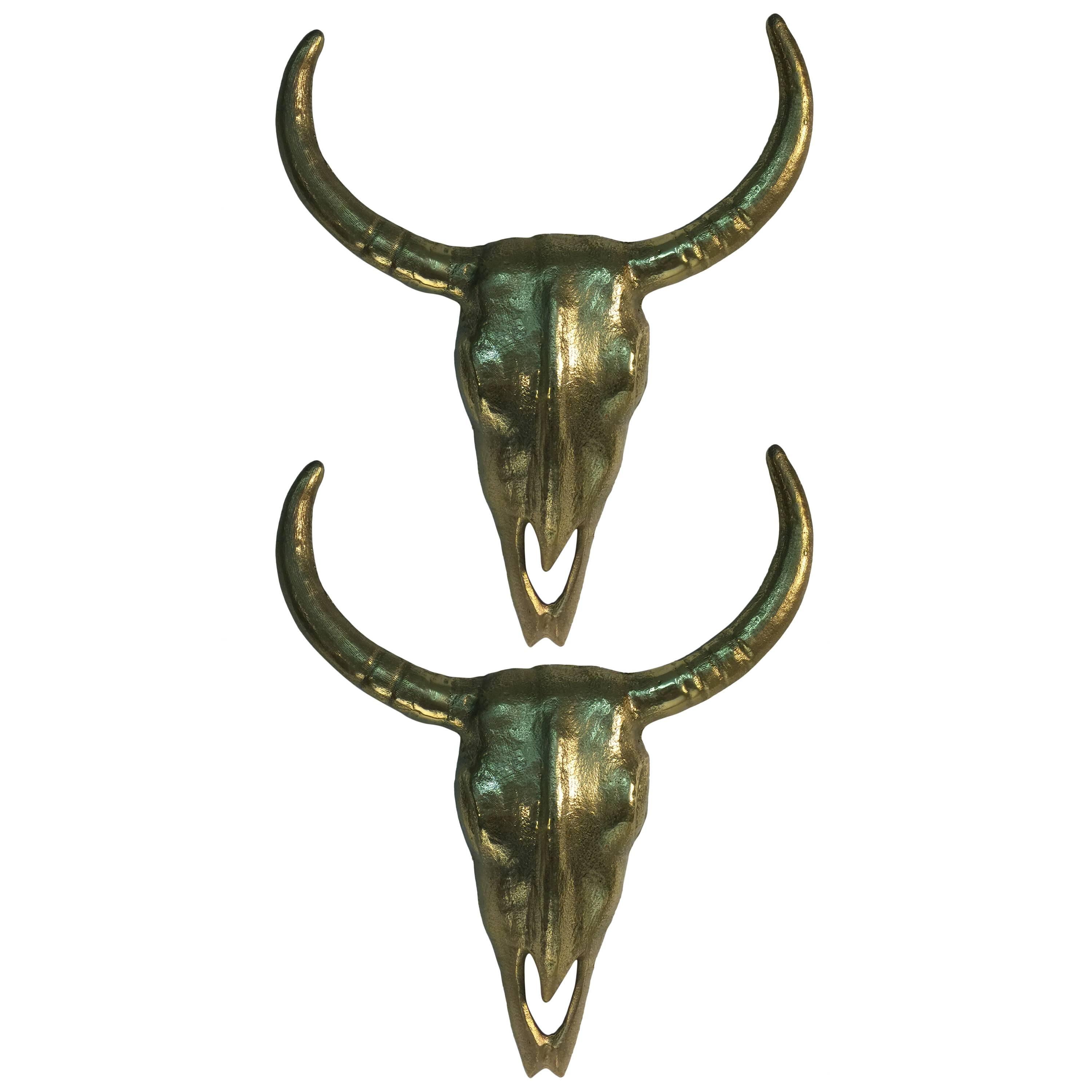 Substantial and Sculptural Pair of Solid Brass Steer Heads, circa 1970 For Sale