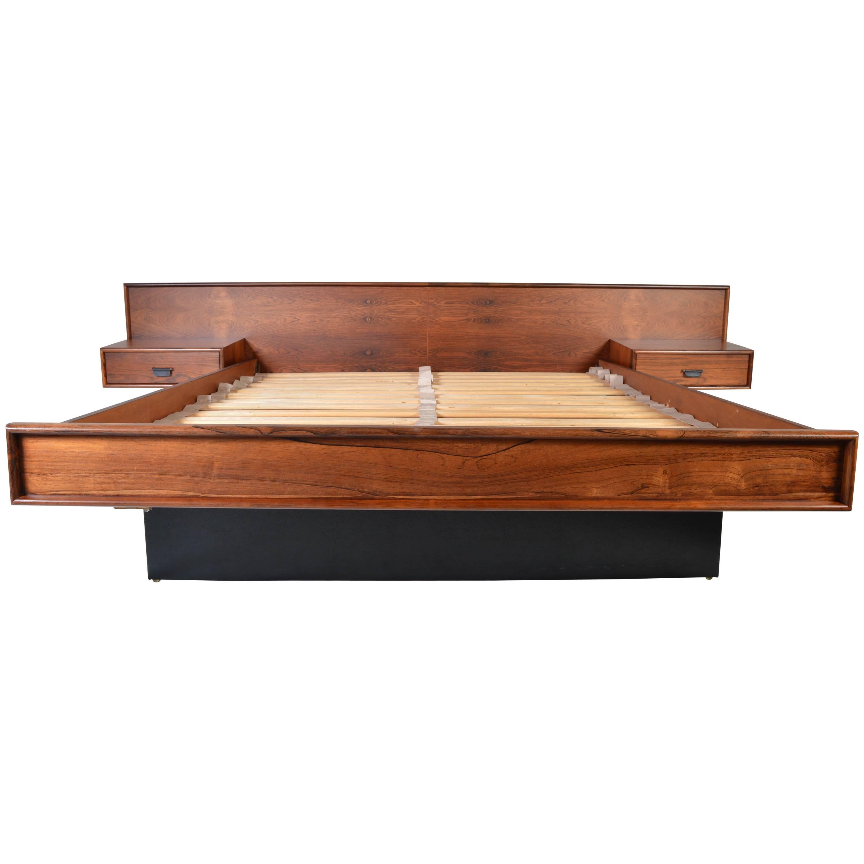 Danish Modern Brazilian Rosewood Queen Bed in the Manner of Hans Wegner