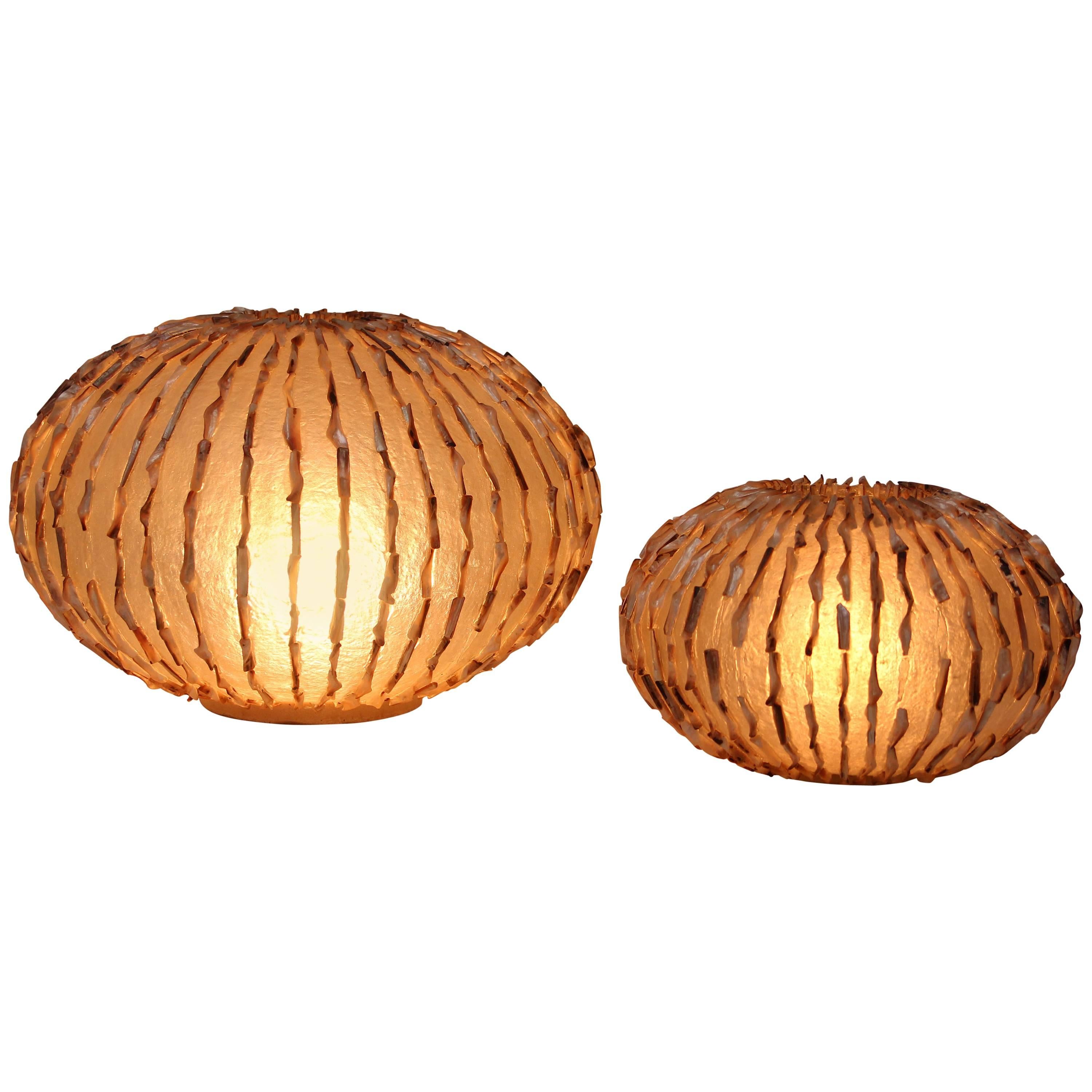  Modern  Globe  Lamps