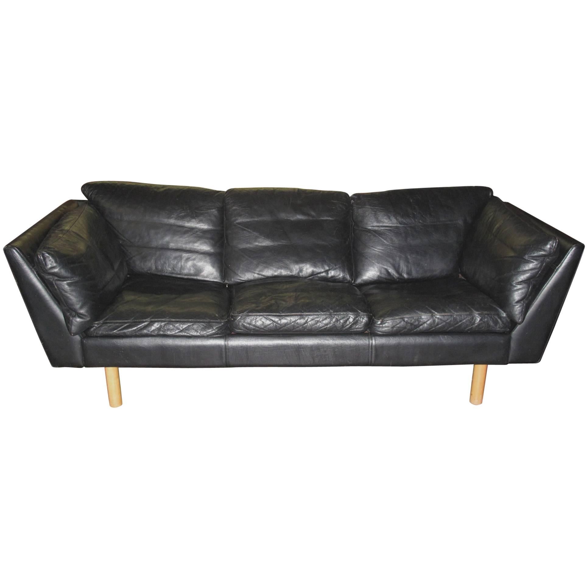 Danish 1970s-Early 1980s Black Leather Sofa by Henning Jensen