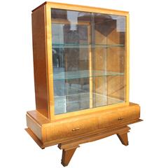 Designer French Art Deco Sycamore Display Cabinet Vitrine, circa 1940s