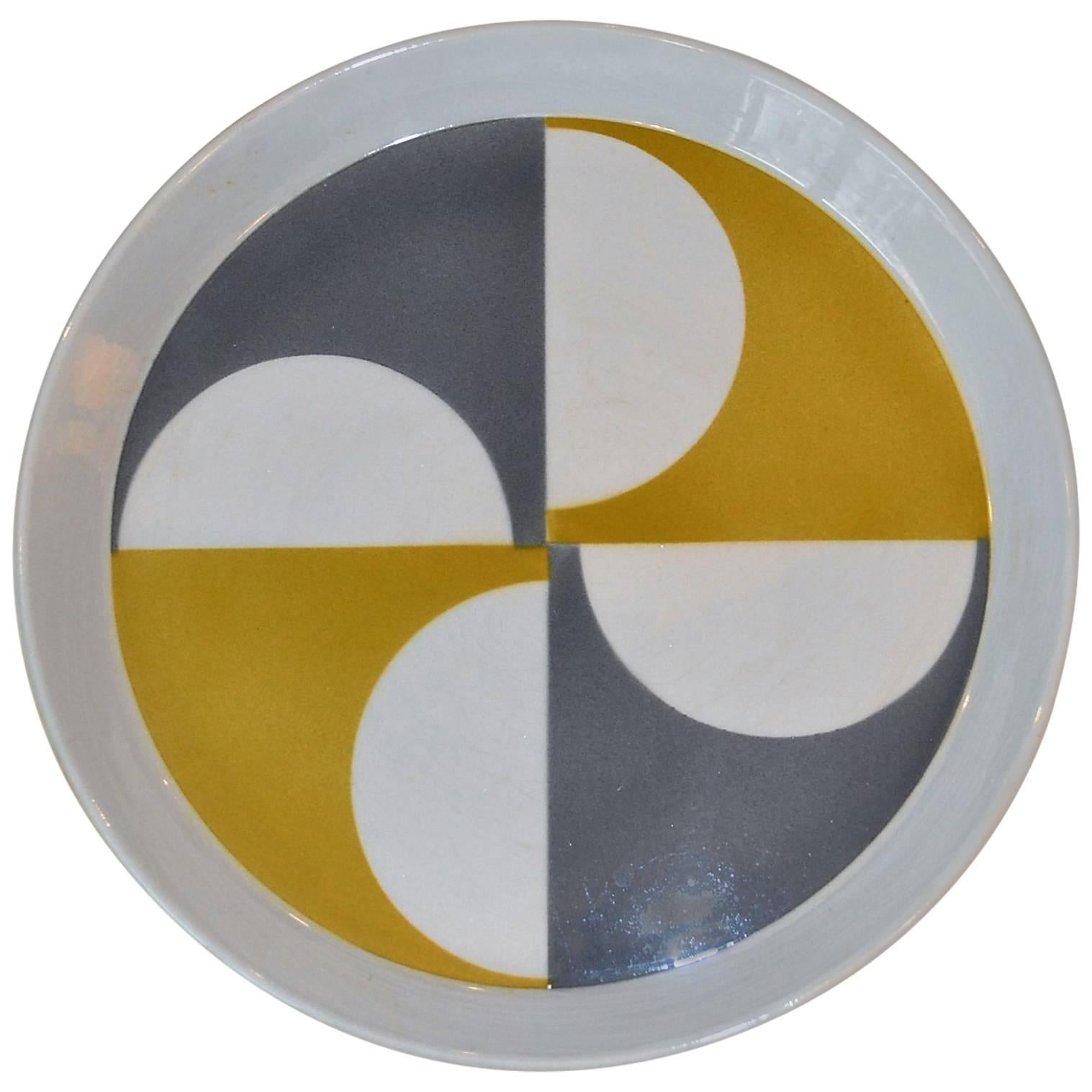Modernist Colorful Plate Designed by Gio Ponti Plate, Italy, 1960s
