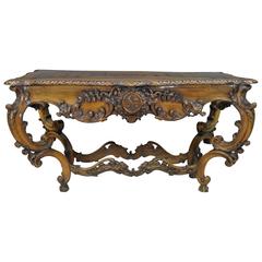 Table centrale baroque italienne du 19ème siècle en noyer sculpté de style Louis XV