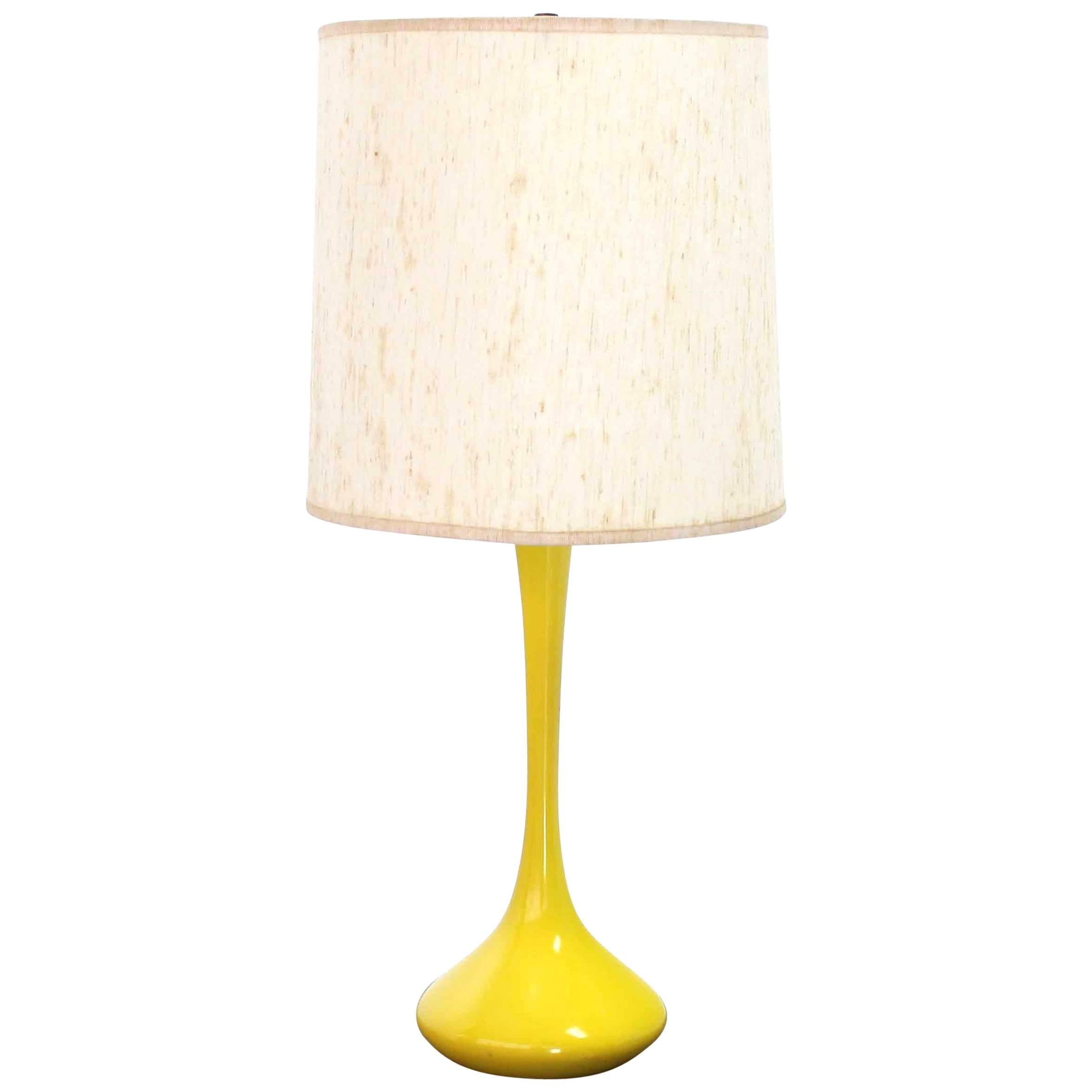 Lampe de table mi-siècle moderne
