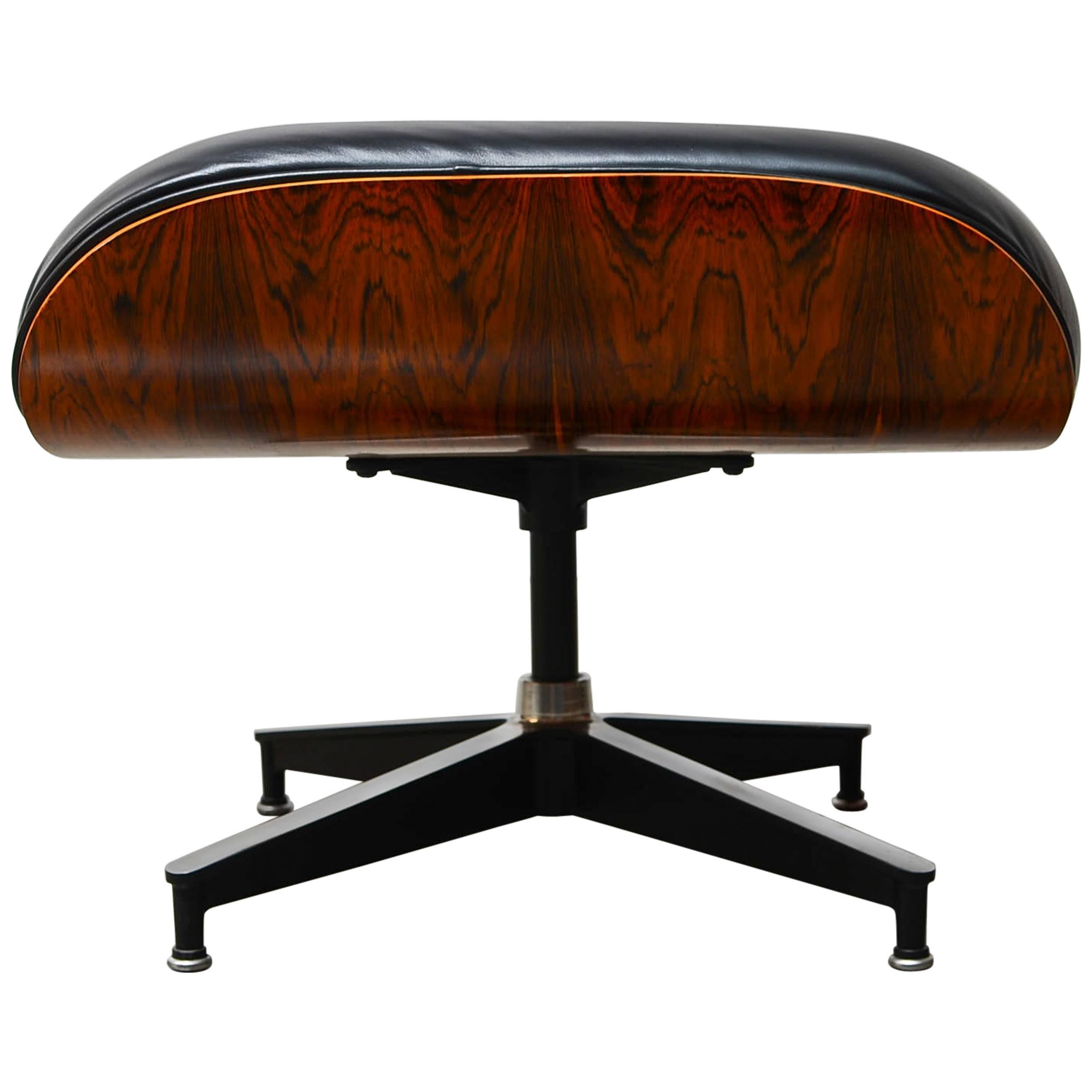 Eames Leather Rosewood 671 Ottoman for Herman Miller, 1970s For Sale