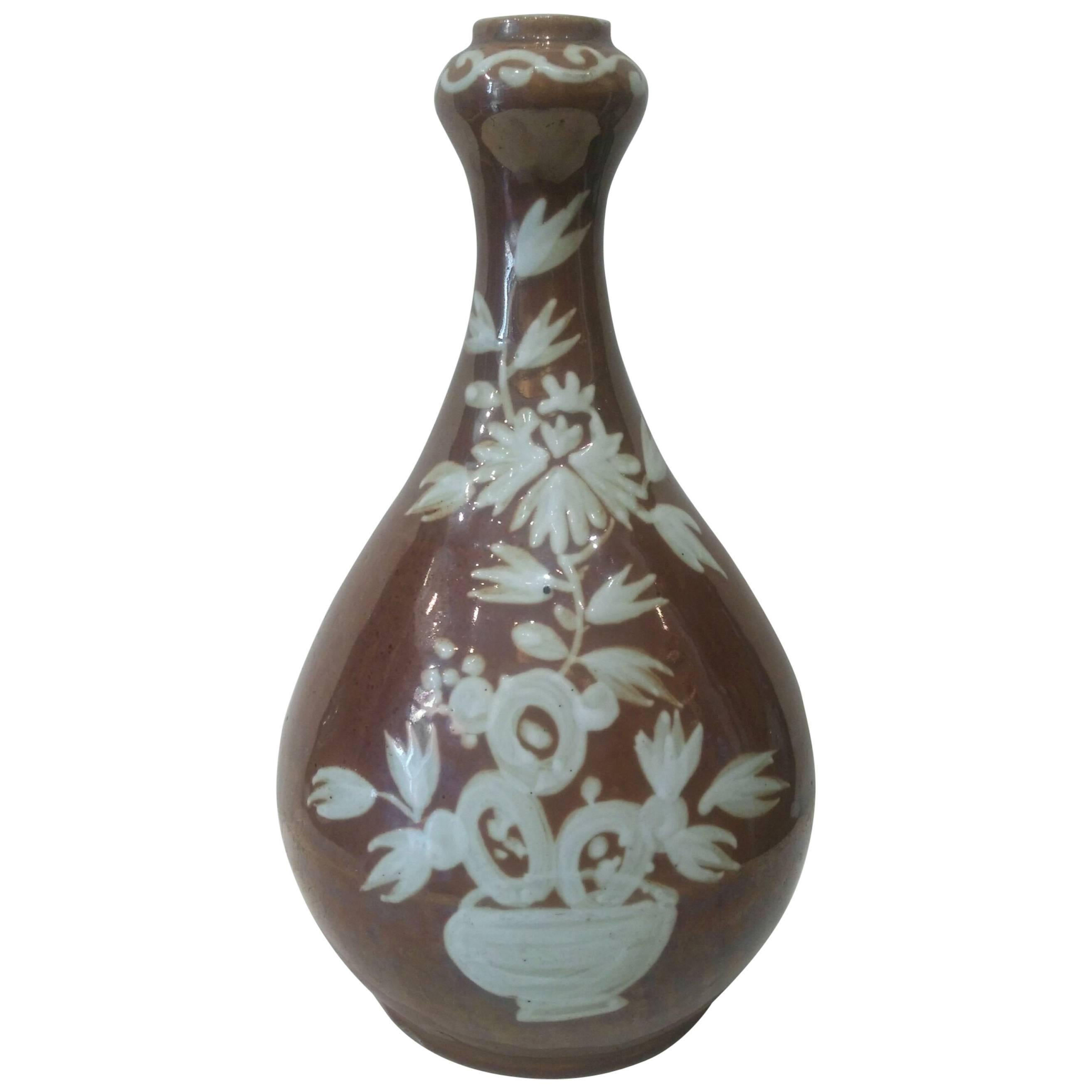 17th Century, Ming Dynasty, Bottle For Sale
