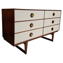 Retro Modernist Six-Drawer Dresser by Stanley, Spade Shaped Hand Pulls