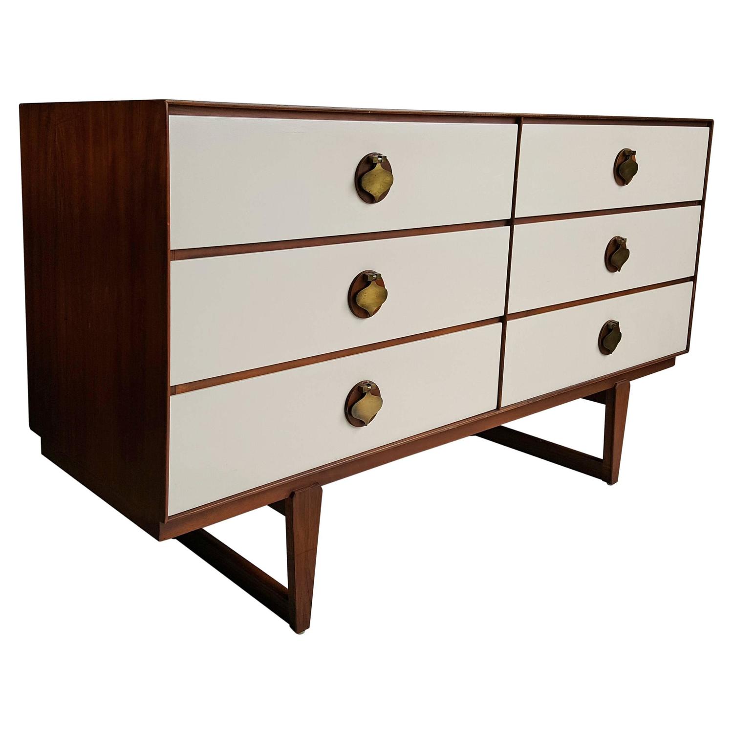 Modernist Six Drawer Dresser By Stanley Spade Shaped Hand Pulls