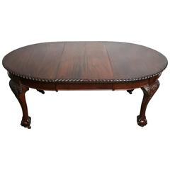 Fine1900's English Mahogany Dining Table in the Chippendale Style