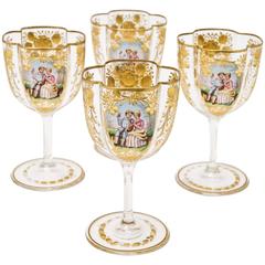 Quatre verres à vin Moser anciens:: taillés et décorés à la main en forme de quatre-feuilles