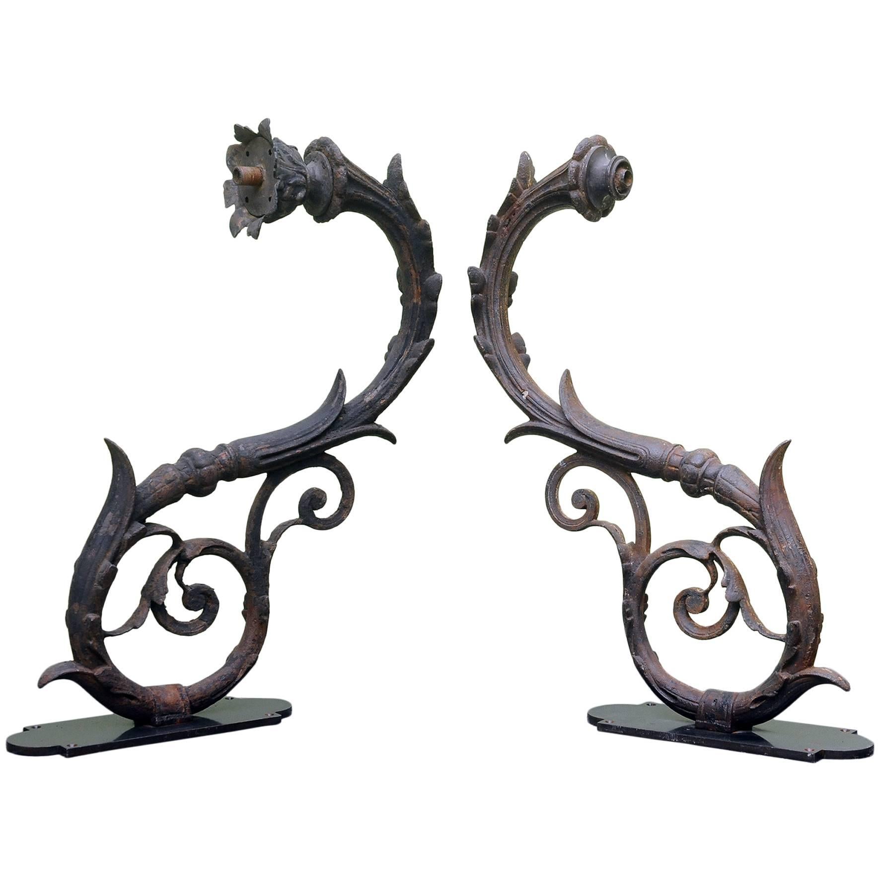 19th Century Pair of Cast Iron Wall Arms in Art Nouveau Style For Sale