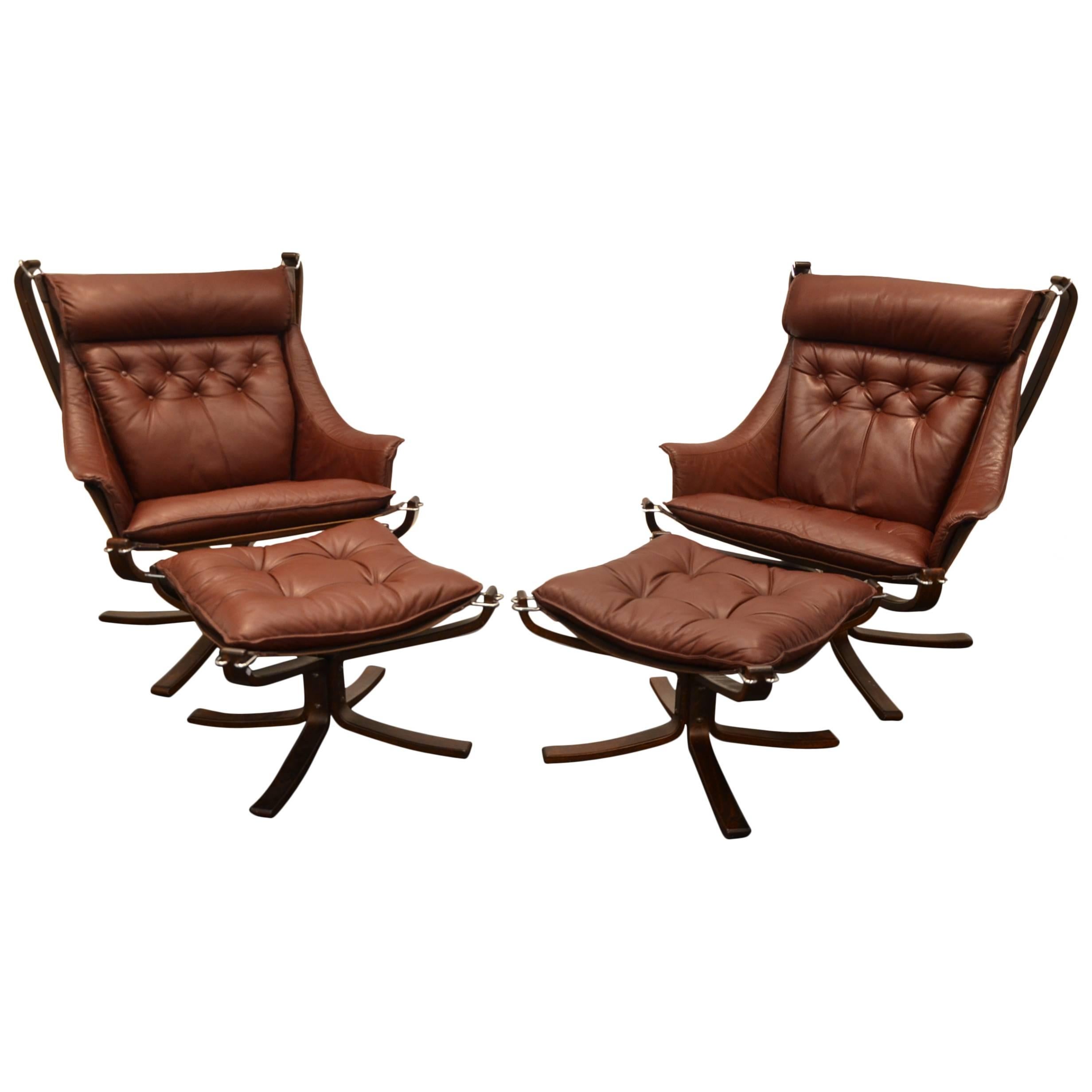 Pair of Sigurd Ressel Falcon Chair and Footstools