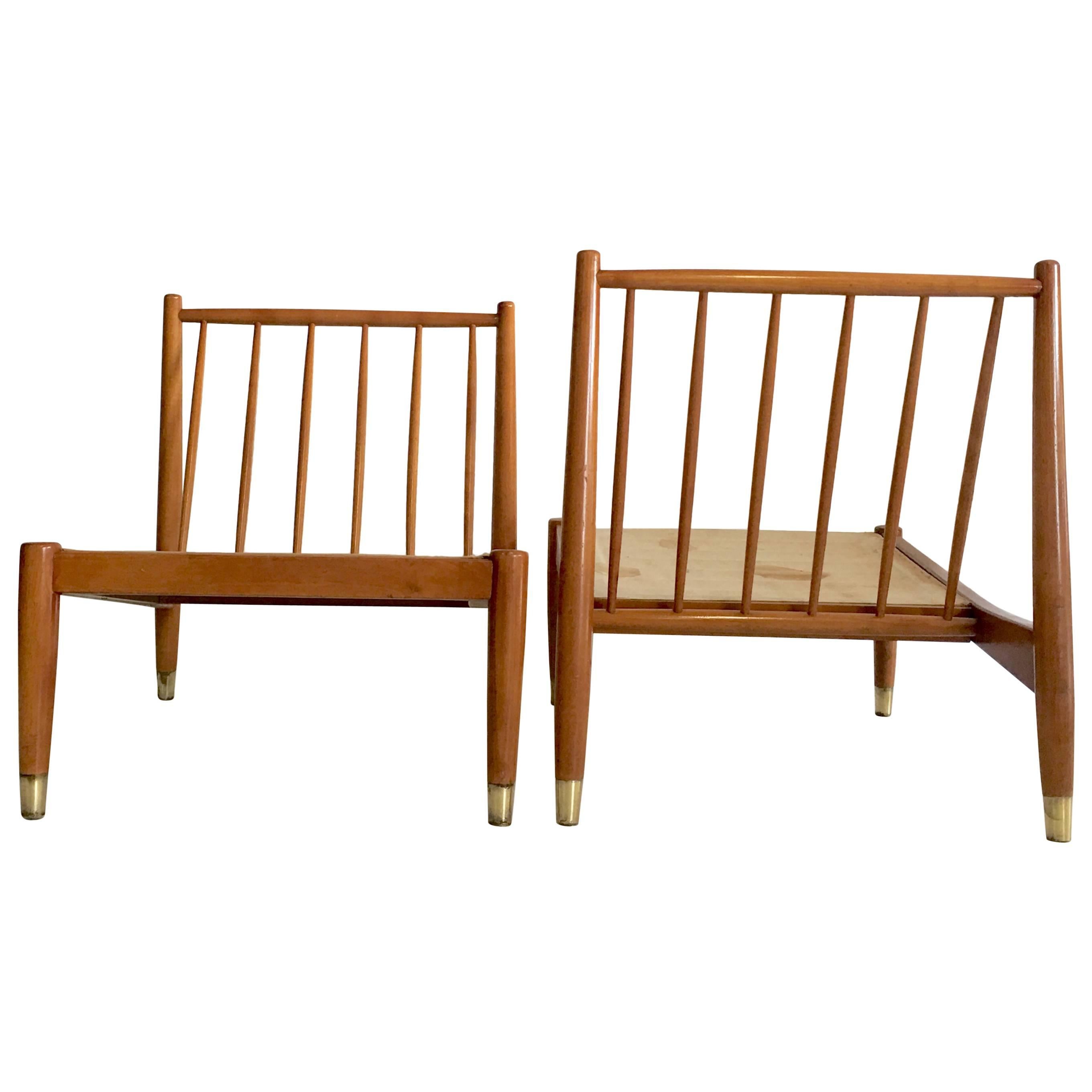 Mid 20th-Century Scandinavian Modern Pair Of Beech Wood Slipper Chairs For Sale