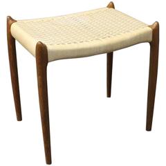 Petit tabouret:: modèle 80 A:: par NO. Møller et J.L. Møller:: années 1960