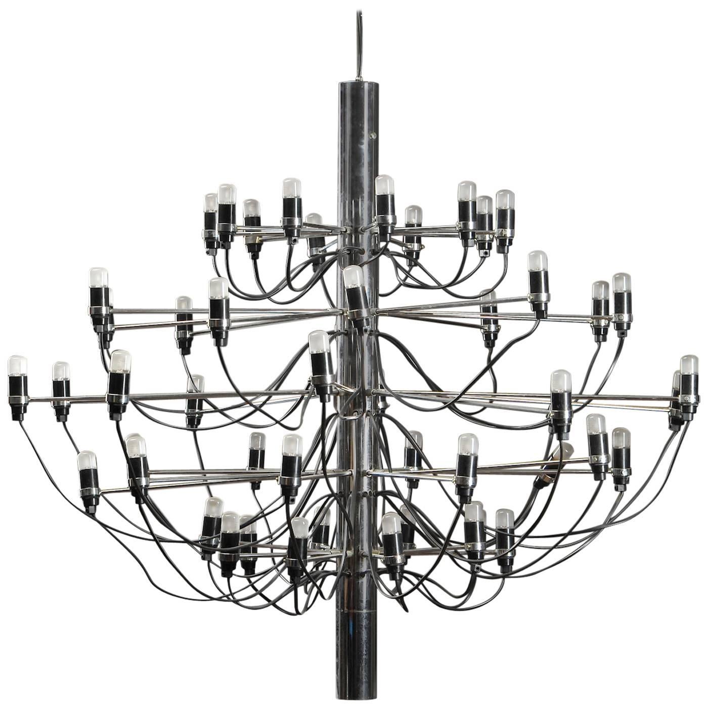 Large Mid-Century Gino Sarfatti "2097/50" Chrome Chandelier