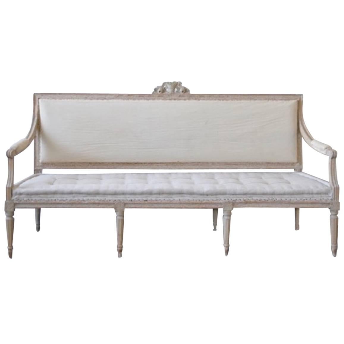 18th Century Swedish Period Gustavian Sofa in Original Paint For Sale