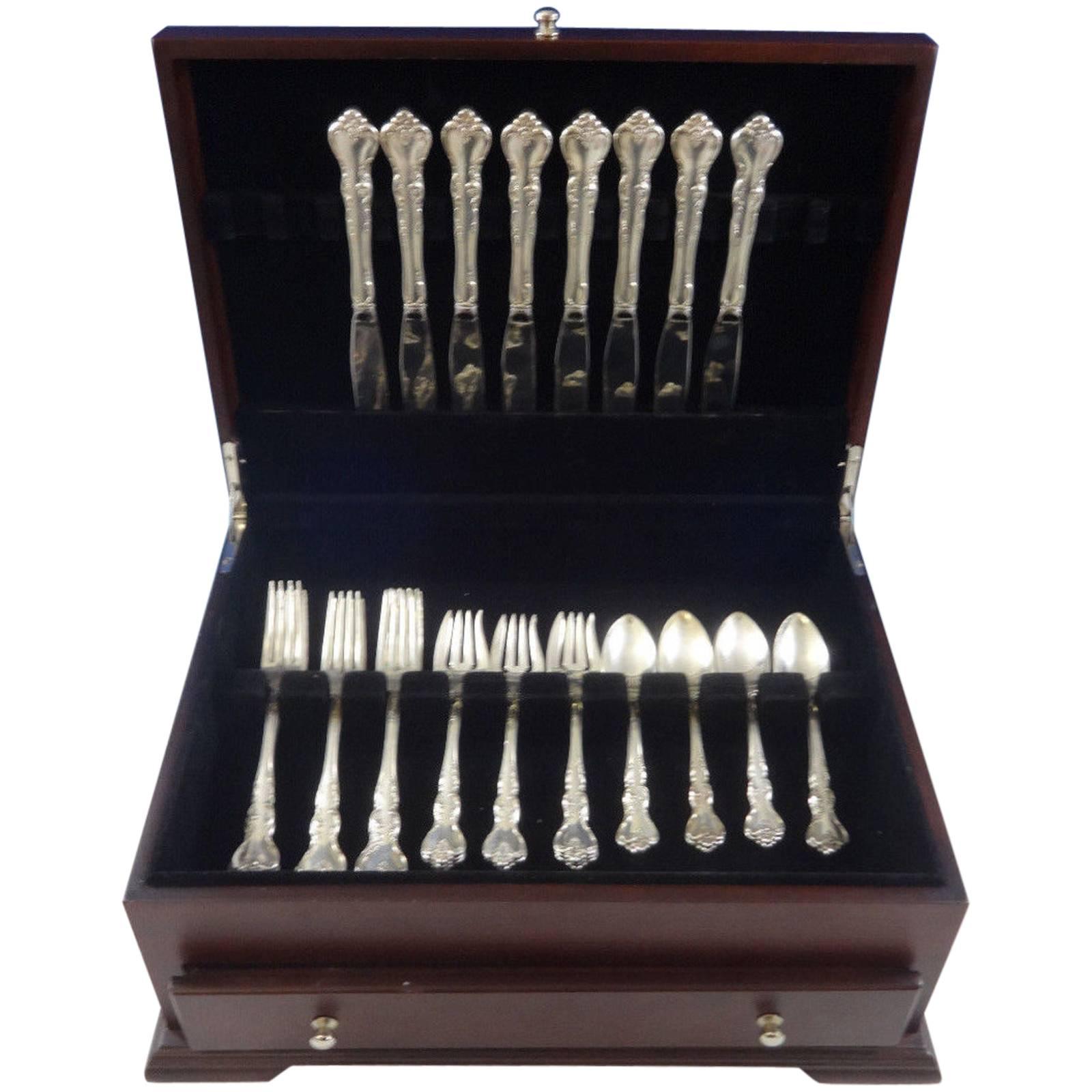 Savannah by Reed & Barton Sterling Silver Flatware Service for 8 Set 32 Pieces For Sale