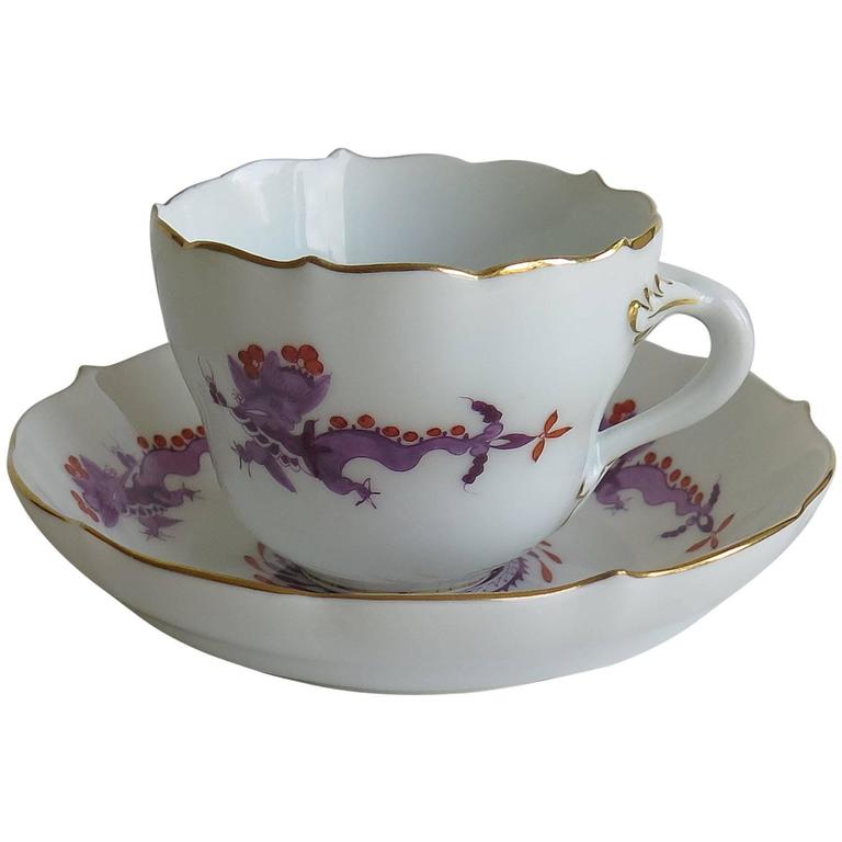 Meissen Porcelain Demitasse Cup and Saucer Chinese Dragon Pattern, circa 1928 1