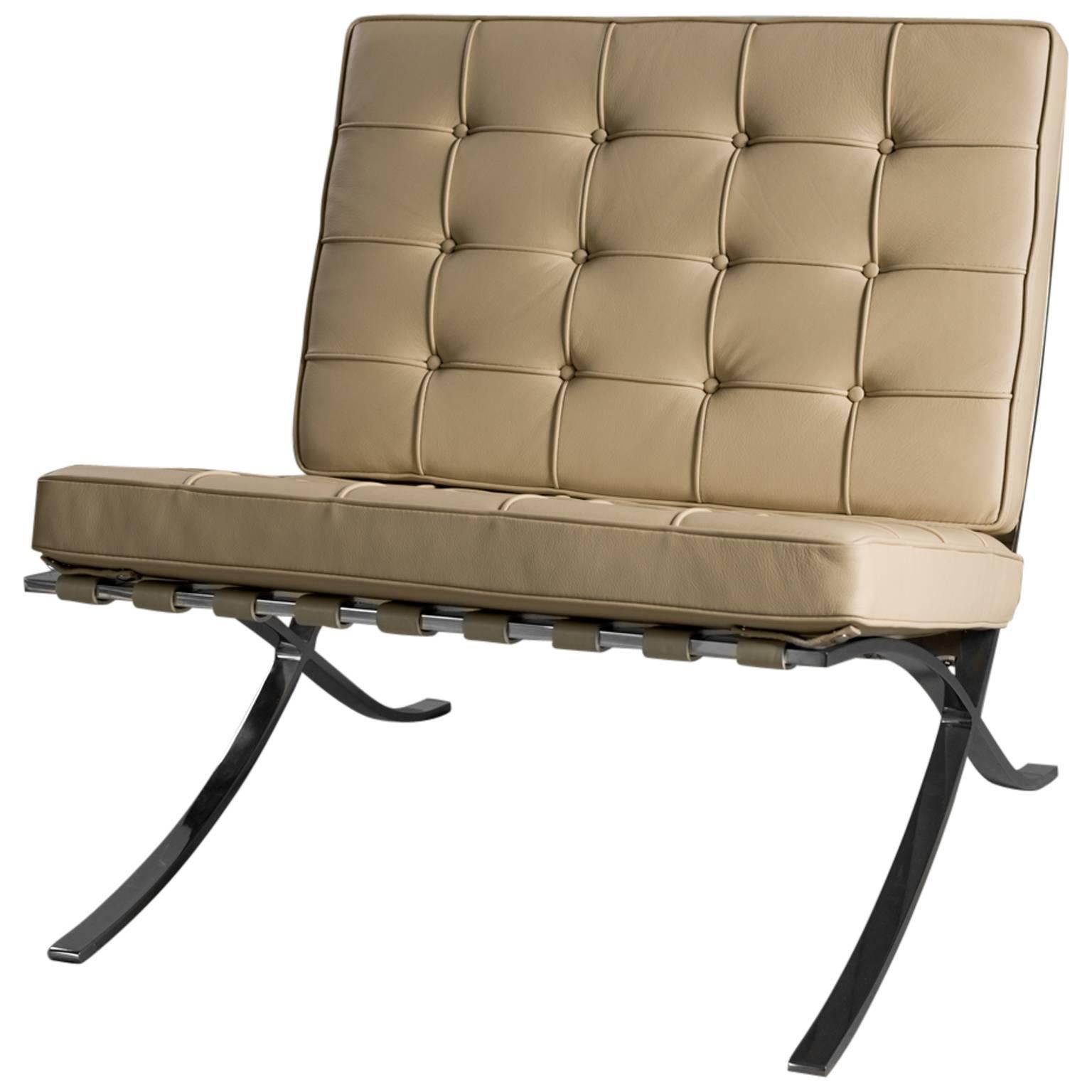 Ludwig Mies van der Rohe for Knoll "Barcelona" Chair