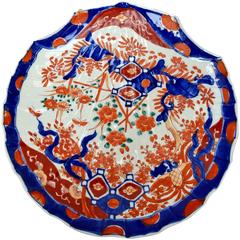 19th Century Japanese Imari Serving Plate in a Shell Form