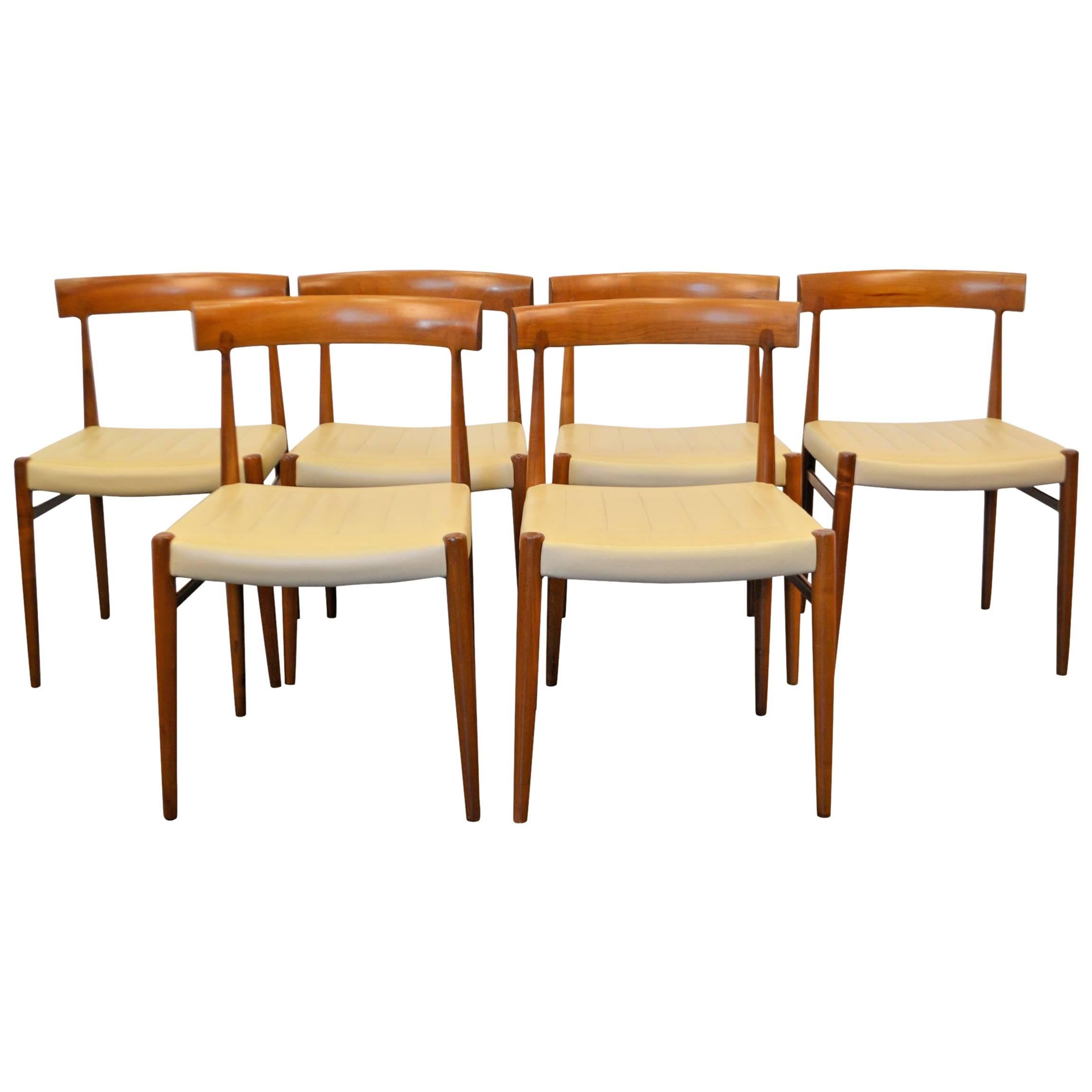Mid-Century Modern Walnut Dining Chairs, Set of Six For Sale