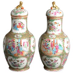 19th Century Pair of Canton Porcelain Vases and Covers