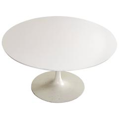 Vintage Arkana Round White Laminated Dining Table in the Rare 1,5 M Diam 5