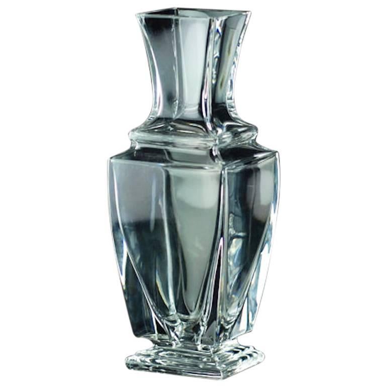 This is a very special Gift Item!!
This elegant Baccarat clear crystal vase in the pearl pattern. 