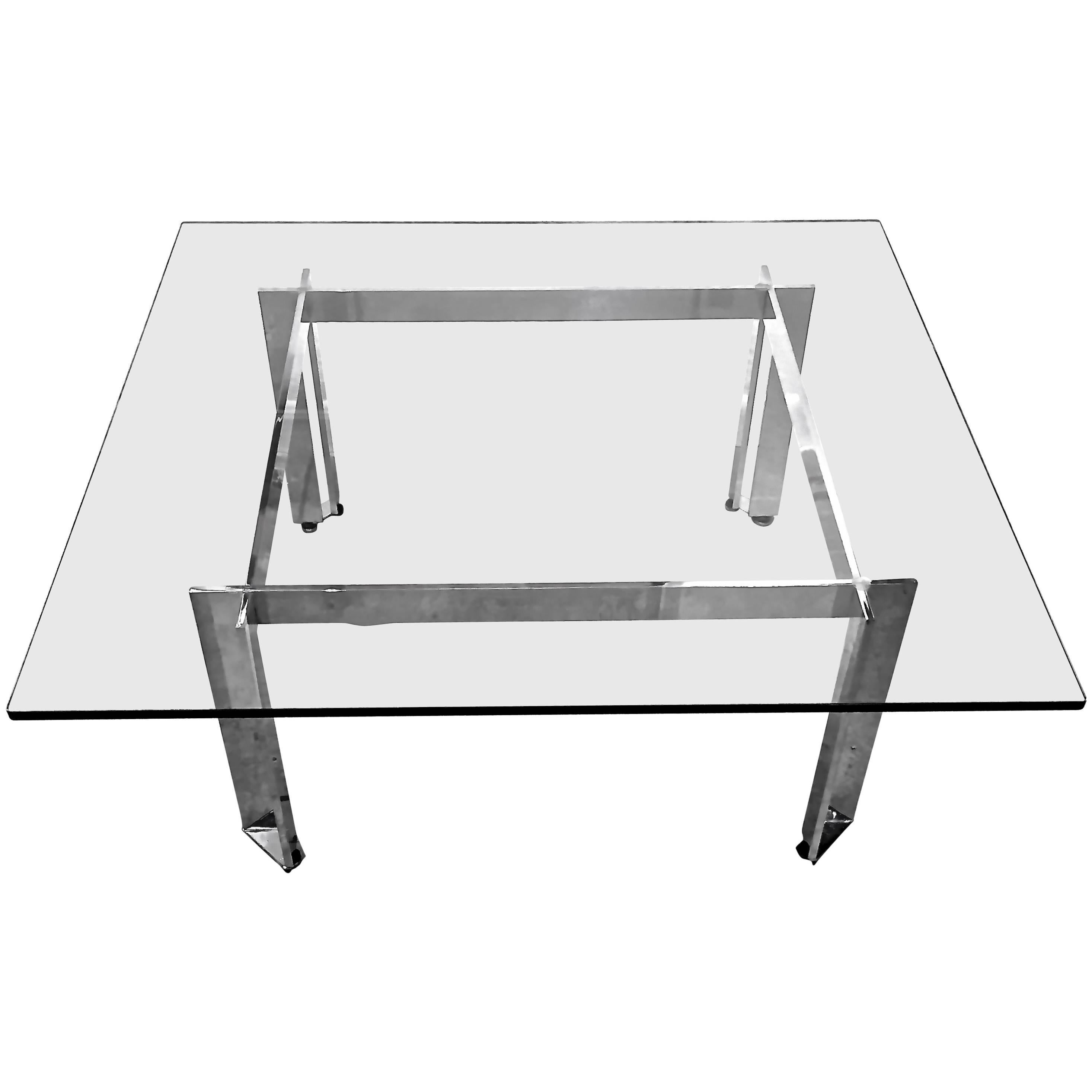 Mid-Century Modern Minimalist Chrome and Glass Cocktail Table For Sale