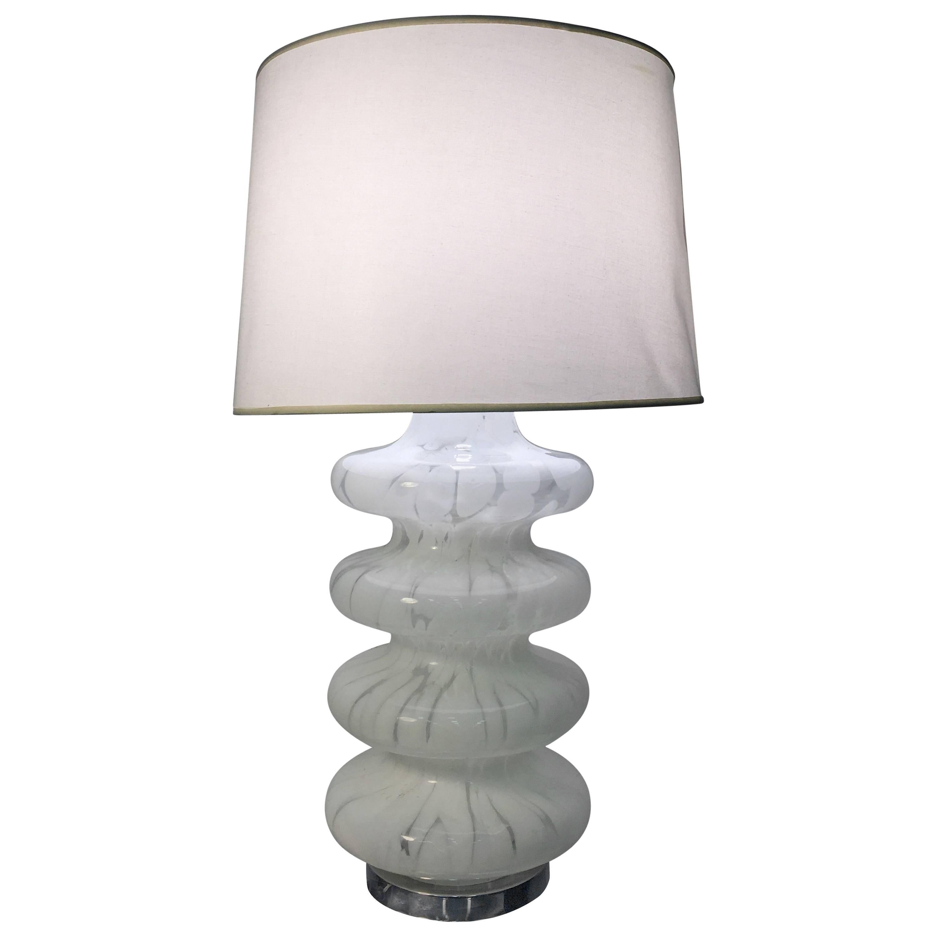 Wonderful White and Clear Murano Glass Table Lamp by Barovier & Toso, circa 1960 For Sale