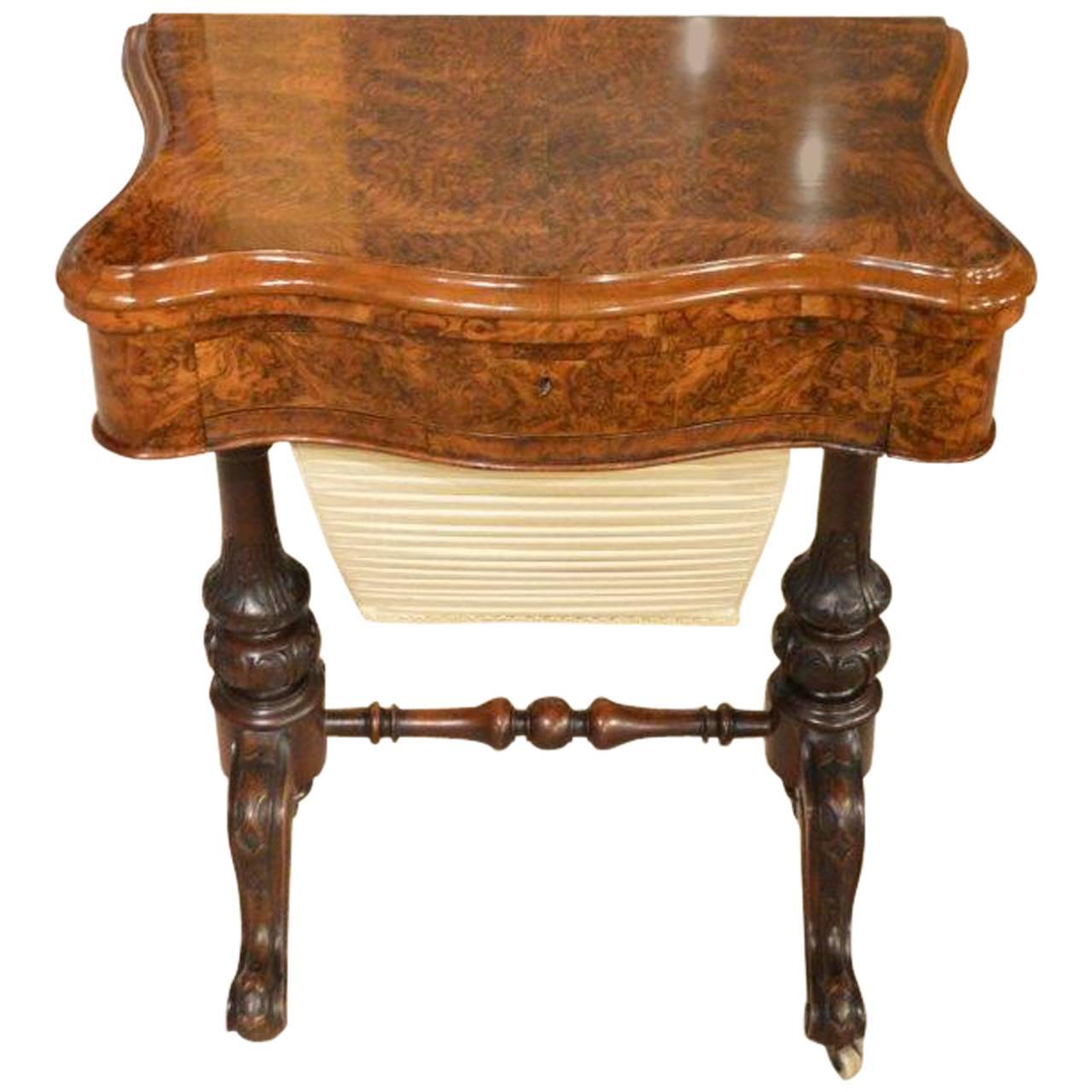 Beautiful Burr Walnut Victorian Period Serpentine Chess/Games/Sewing Table