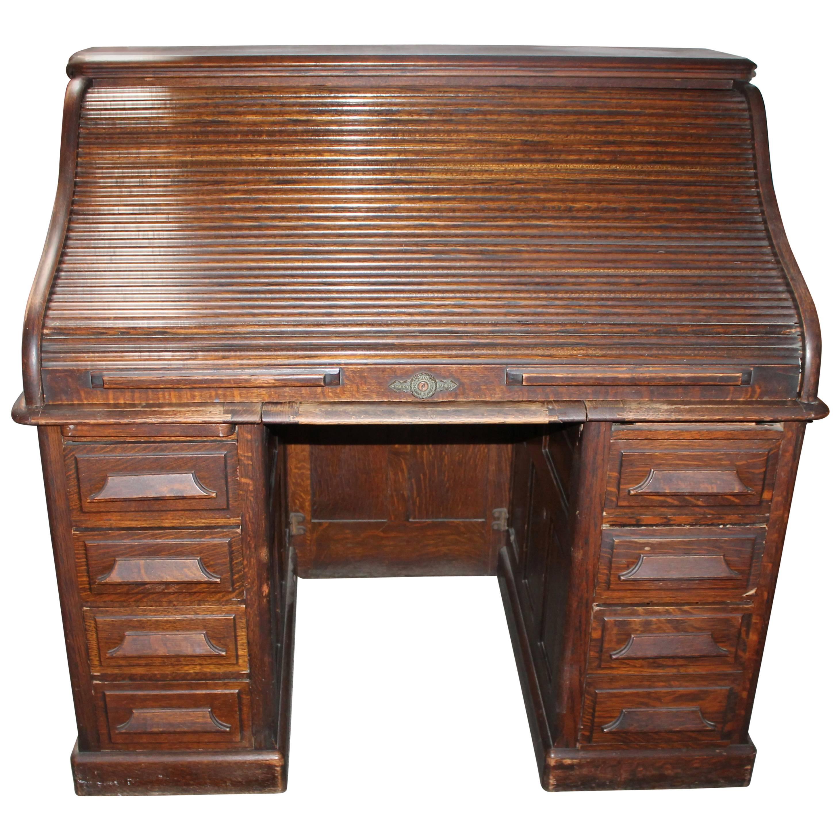 Late 19th Century Gunn Furniture Co Roll Top Desk