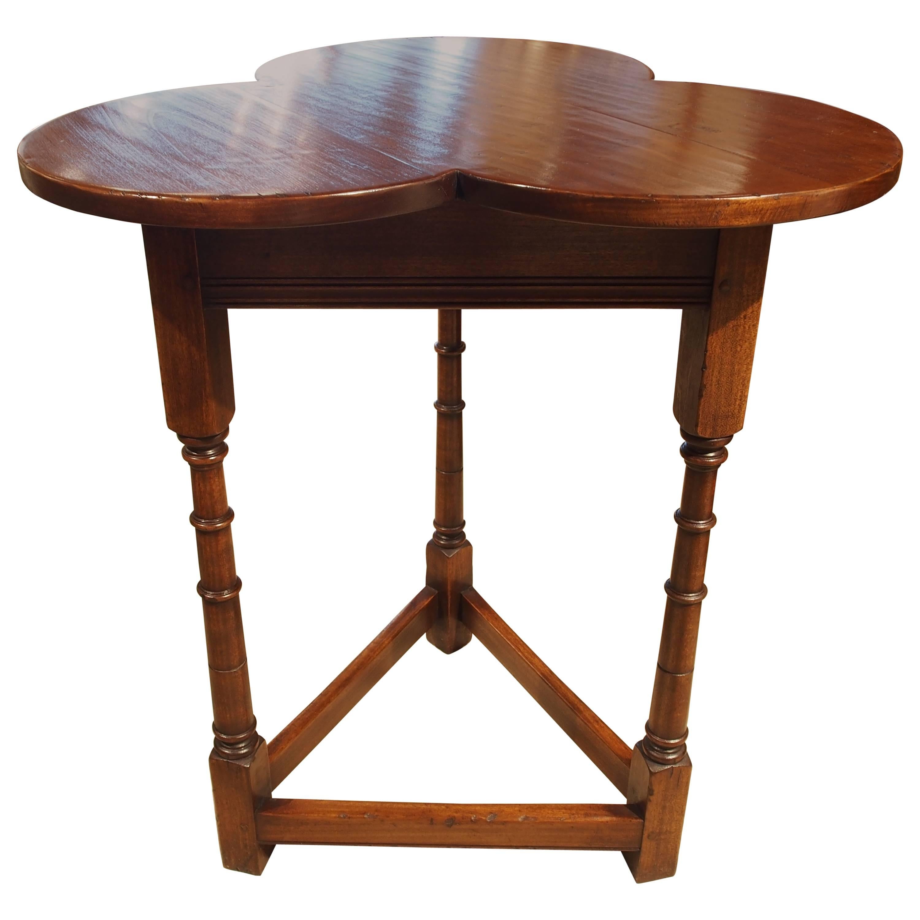 Clover Leaf Pub Table