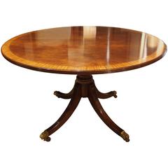Round Pedestal Dining Table in Mahogany, with Satinwood Banding, Georgian Style