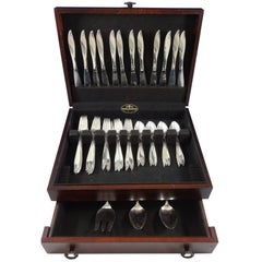 Vivant by Oneida Sterling Silver Flatware Set Service 51 Pieces Modernism Sleek