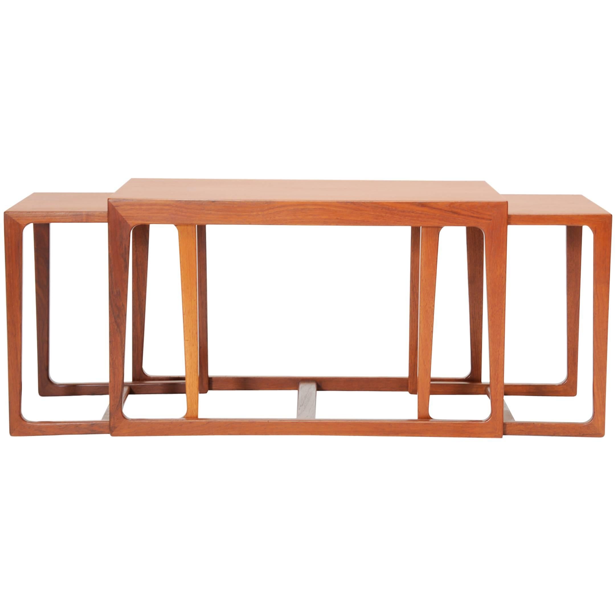 Set of Hans Olsen Nesting Coffee Table and Side Tables For Sale