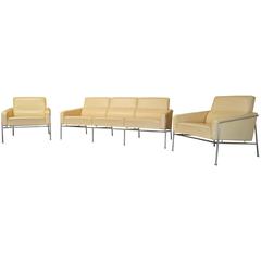 Arne Jacobsen 3300 Lounge Suite - 3 Seater Sofa & Pair of Leather Lounge Chairs