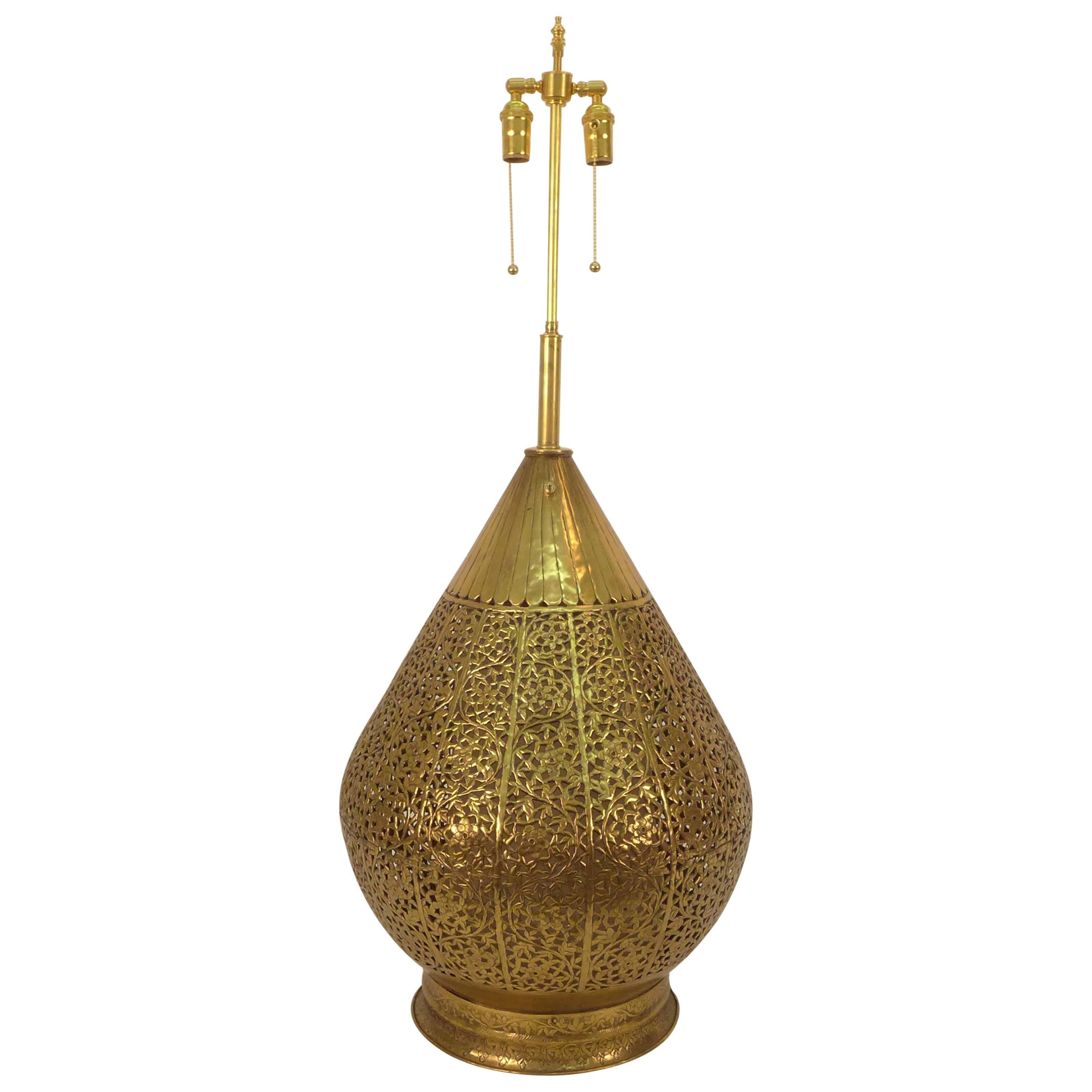 Lampada asiatica monumentale in ottone