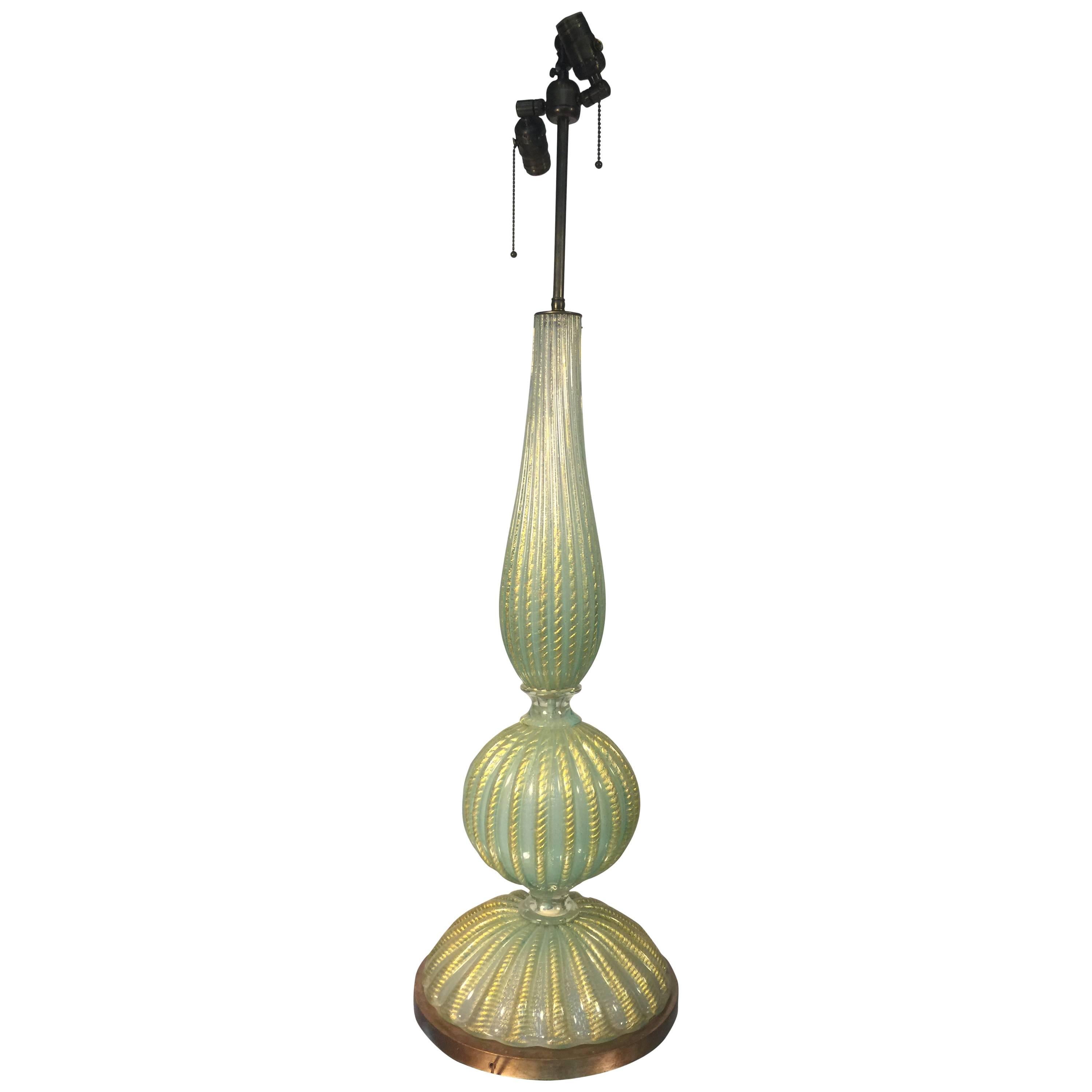 Beautiful Barovier & Toso Murano Glass Cordonato D'Oro Table Lamp For Sale