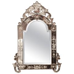 Medium Size Venetian Mirror with Crest