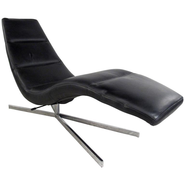 Danish Modern Leather Chaise Lounge, Modern Leather Chaise Longue