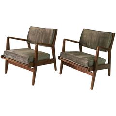 Pair of Vintage Walnut Lounge Chairs by Jens Risom 'Labelled'